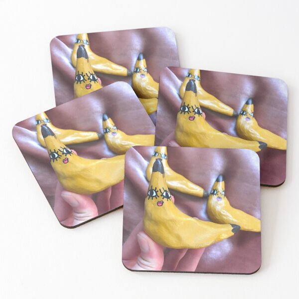 Aperçu de l'œuvre Banana Chicks, Photographic Art | lilsboobthangs créée et vendue par lilsboobthangs.