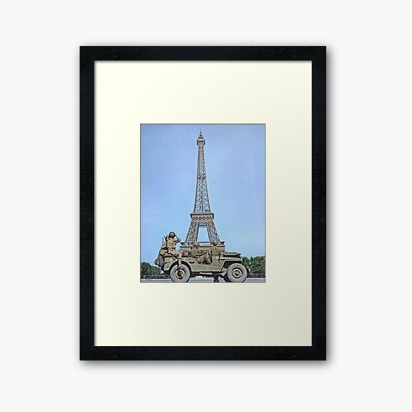 Vista previa del artículo con la obra «Los soldados estadounidenses observan cómo la Tricolor vuela de nuevo desde la Torre Eiffel, c. 25 de agosto de 1944, París, Francia.», diseñado y vendido por Marina Amaral.