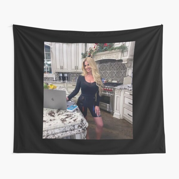 Aperçu de l'œuvre kim zolciak kim zolciak kim zolciak créée et vendue par ajdbfmunfhxpk.