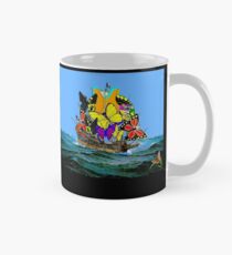SCHMETTERLING: Abstraktes psychedelisches Piraten-Segelschiff Tasse