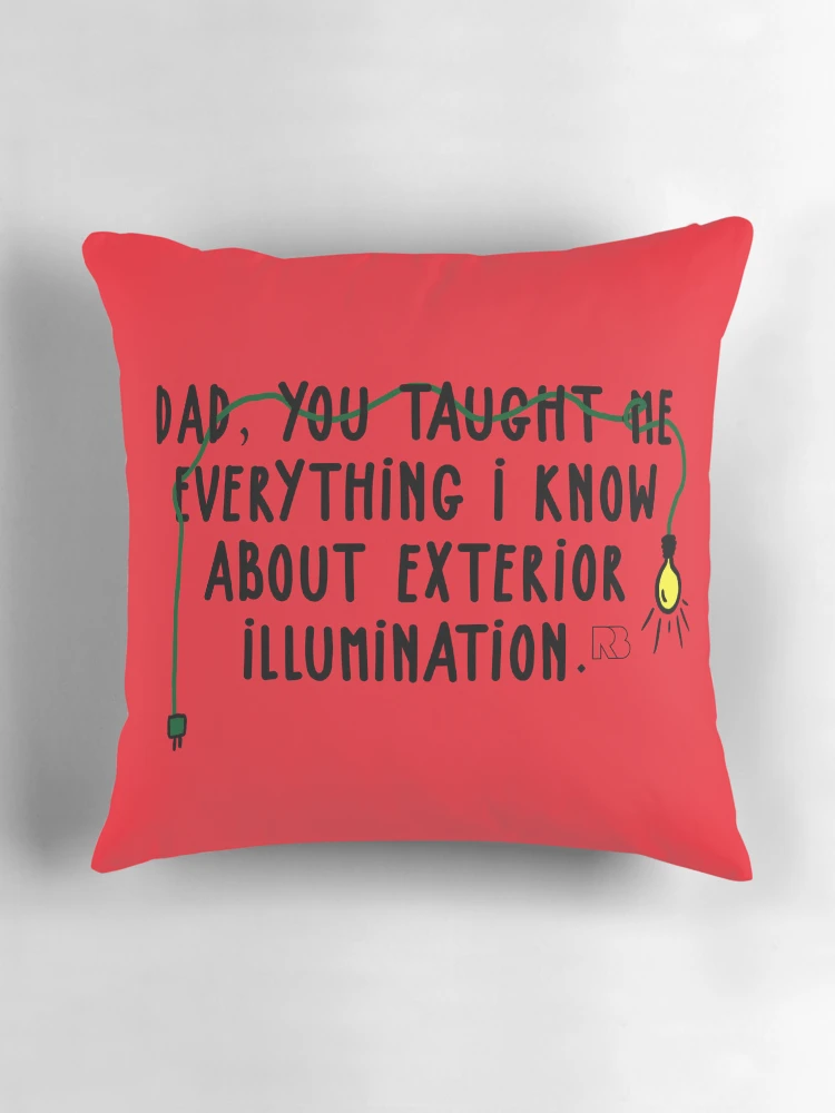 Aperçu 3 sur 4. Coussin avec l'œuvre Exterior Illumination créée et vendue par RooBooCo.