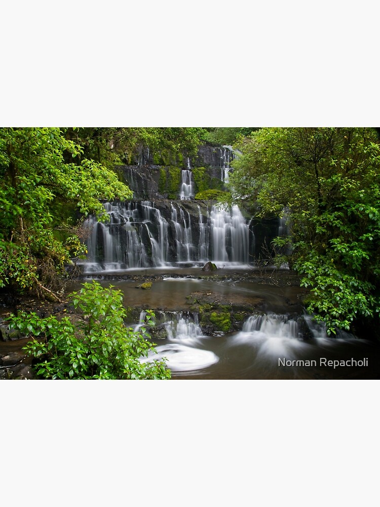 Purakaunui water falls, New Zealand by keystone