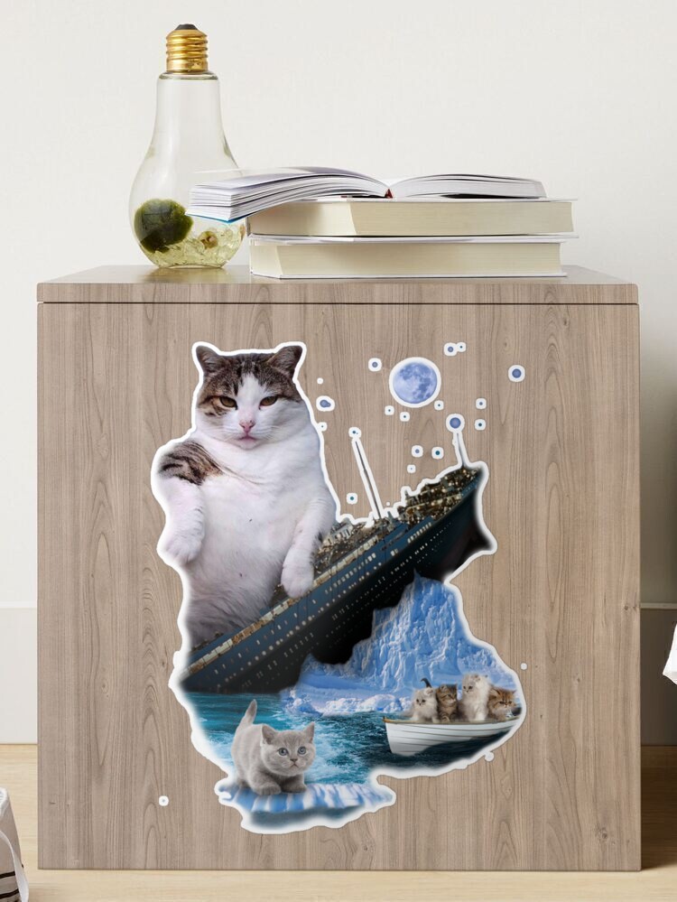 Titanic Cat Sinking Kitty Fat Cats Rescue Movie Famous Scene | Laptop Sleeve