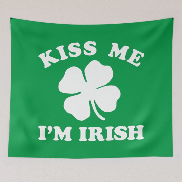 Aperçu de l'œuvre Embrasse-moi, je suis irlandais Fun Shamrock Patrick's Day créée et vendue par oliverjahn.