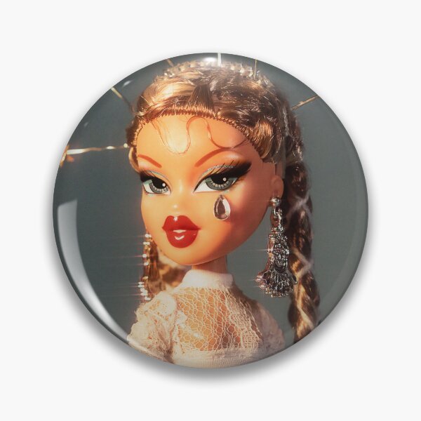 Artikelvorschau, Bratz Virgen entworfen und verkauft von Mar Cantos.
