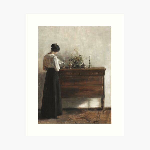 Aperçu de l'œuvre Femme lisant un livre | Portrait d'époque | Décor universitaire sombre | Peinture à l'huile restaurée | Art maussade | Haut créée et vendue par archerfield.