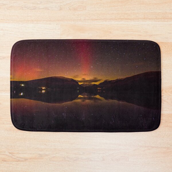 Artikelvorschau, Aurora Borealis über Nantlle Lake und Snowdon entworfen und verkauft von LluniauDafyddEm.