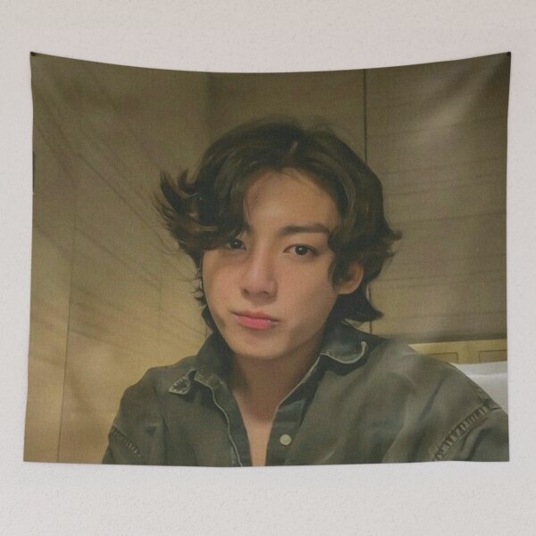 Artikelvorschau, Jungkook entworfen und verkauft von loonelywhale.