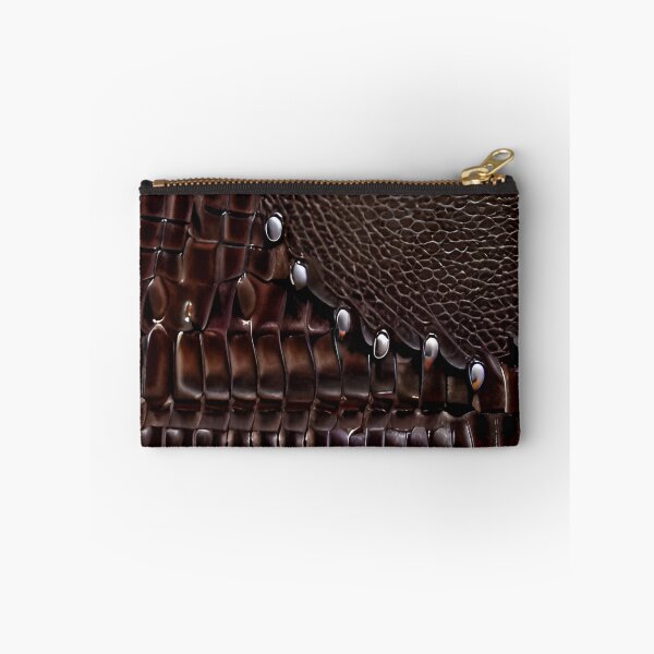 Aperçu de l'œuvre Cuir marron résistant créée et vendue par Demetria Matthews.