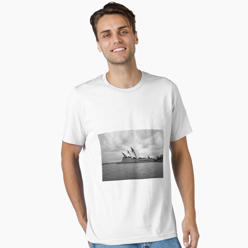 Artikel-Vorschau von Essential T-Shirt, designt und verkauft von Portalius.