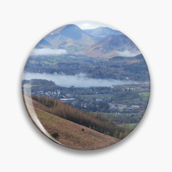 Artikelvorschau, Ansicht von Keswick, der herauf Latrigg geht entworfen und verkauft von Nick Pautrat.