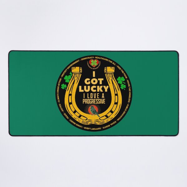 Artikelvorschau, PMD00479 Progressive Movement Designs Irish American Love a Progressive für den St. Patricks Day oder jeden anderen Tag. Lustiges Glückshufeisen mit Kleeblättern für progressive Demokraten und Anhänger von Bernie Sanders. entworfen und verkauft von ProgressiveLeft.