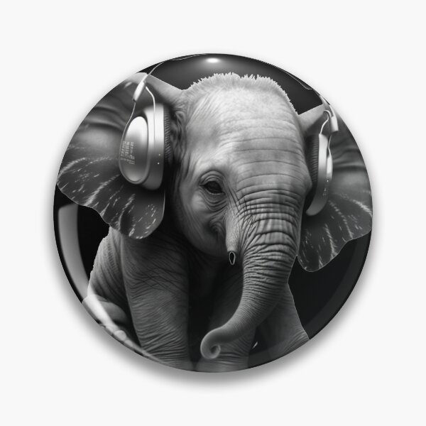 Aperçu de l'œuvre elephant wearing headphones créée et vendue par Rays84.