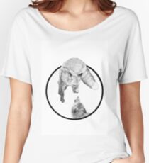 The Fox Playing Women's Relaxed Fit T-Shirt