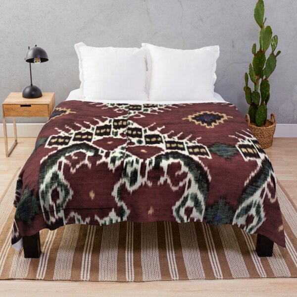 Item preview, The design purple flowers in a traditional way designed and sold by LeFabriqueOuz.