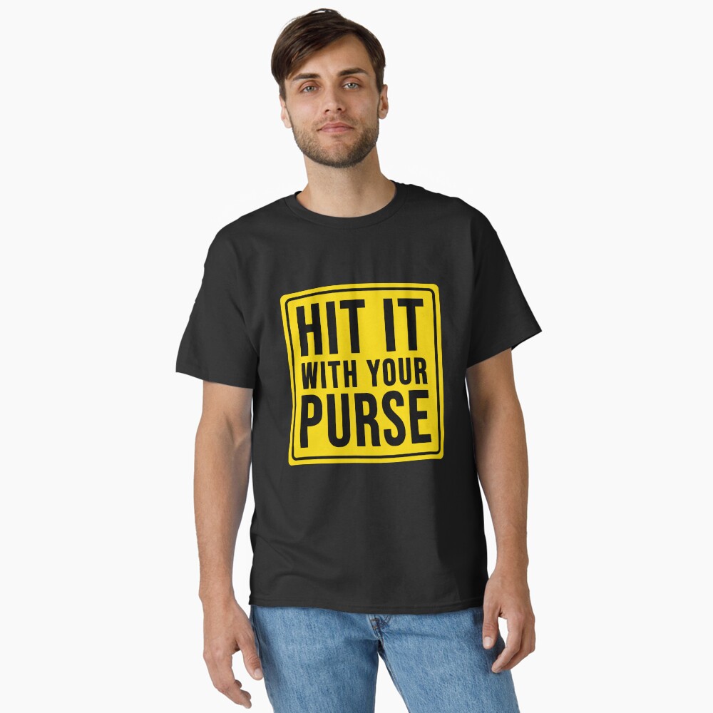 Aperçu de l'œuvre T-shirt classique créée et vendue par DisenyosDeMike.