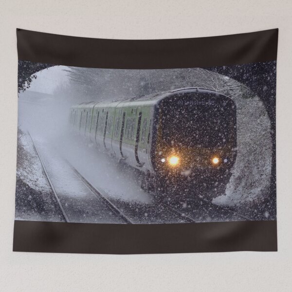 Item preview, Entrena en la nieve designed and sold by Marcin Roger.