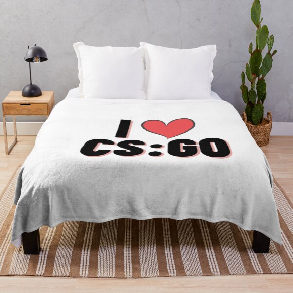 Aperçu de l'œuvre J'aime CS GO créée et vendue par JollyJars.