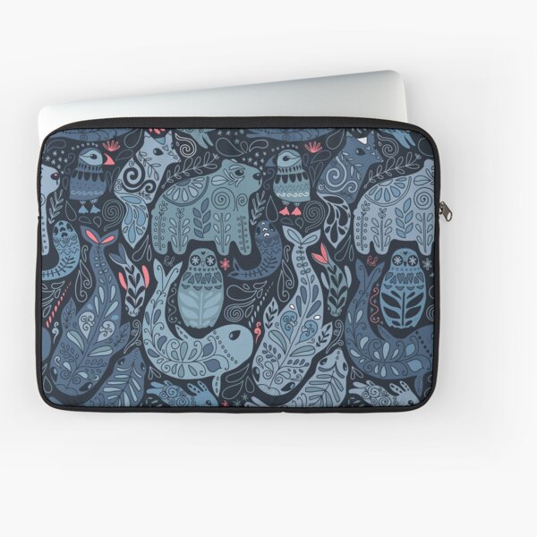 Arctic animals. Narwhal, polar bear, whale, puffin, owl, fox, bunny, seal. Laptop Sleeve