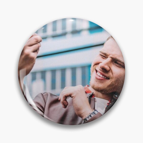 Artikelvorschau, Oliver Stark Schielen entworfen und verkauft von clevernessofyou.