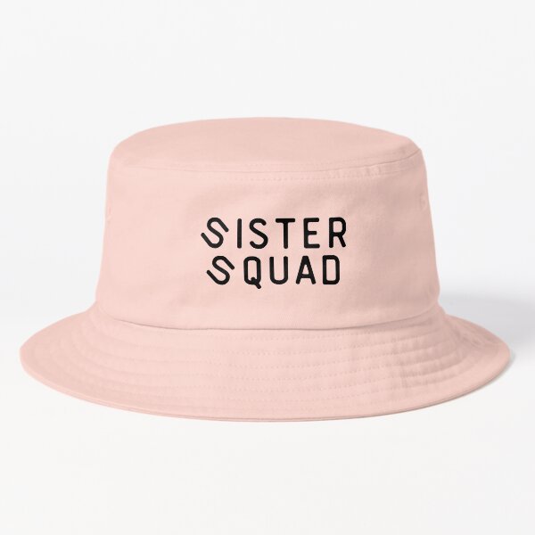 Free Woman Wearing Bucket Hat ID:1610397