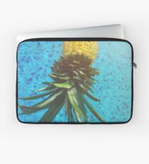 Die schwimmende Ananas Laptoptasche