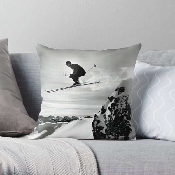 https://ih1.redbubble.net/image.4863868033.9738/throwpillow,small,600x-bg,f8f8f8-c,0,120,600,600.jpg