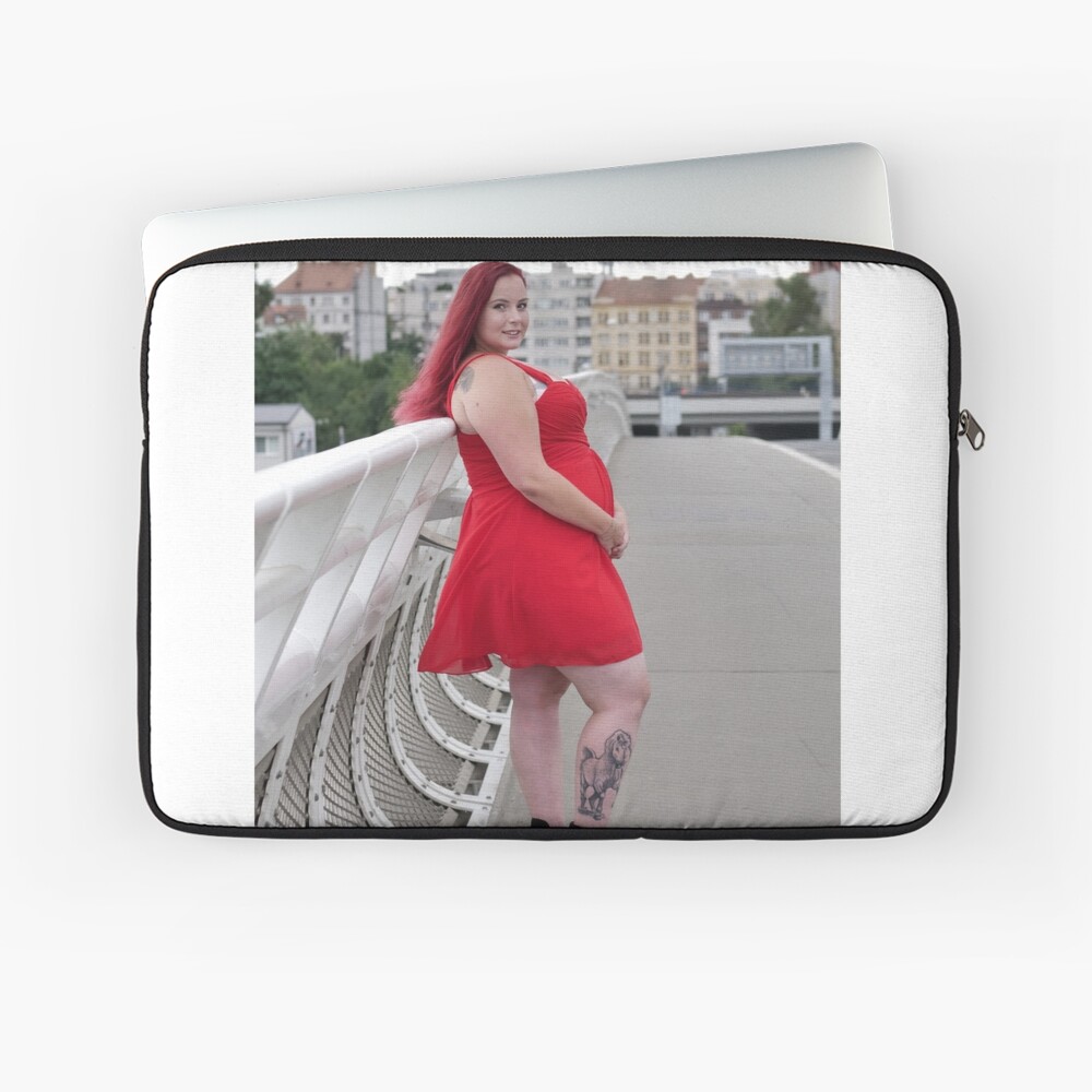 plus size models, busty, bbw, sexy, boobs iPad Case & Skin for Sale by  Feetmodels