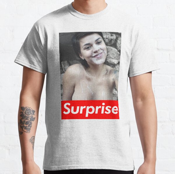 Surprise On The Beauty Face Classic T-Shirt