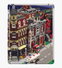 Lego-Züge, Lego-Gebäude, Greenbergs Zug und Spielzeug-Erscheinen, Edison, New-Jersey iPad-Hülle & Skin