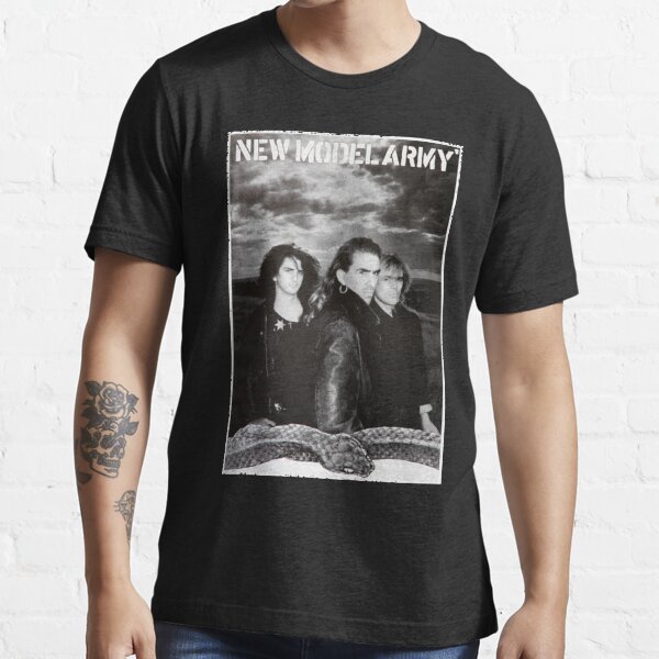 NEUES MODELL ARMY BAND Essential T-Shirt