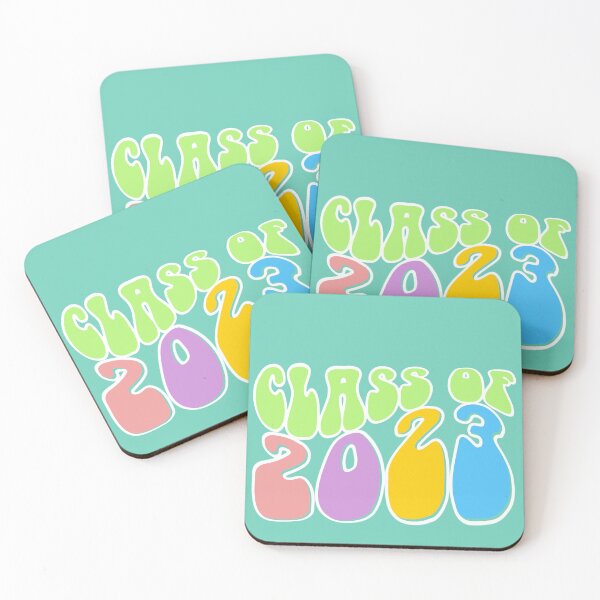 Aperçu de l'œuvre Classe de 2023 - cadeau amusant de graduation de couleur printanière créée et vendue par hardscuffle.