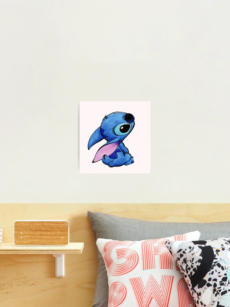 Coussin for Sale avec l'œuvre « Cute stitch ! » de l'artiste pascalinak