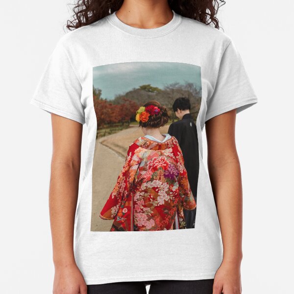 Kimono Bride Classic T-Shirt
