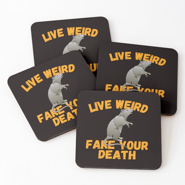 Aperçu de l'œuvre Live Weird Fake Your Death T-shirt essentiel créée et vendue par hagawi.