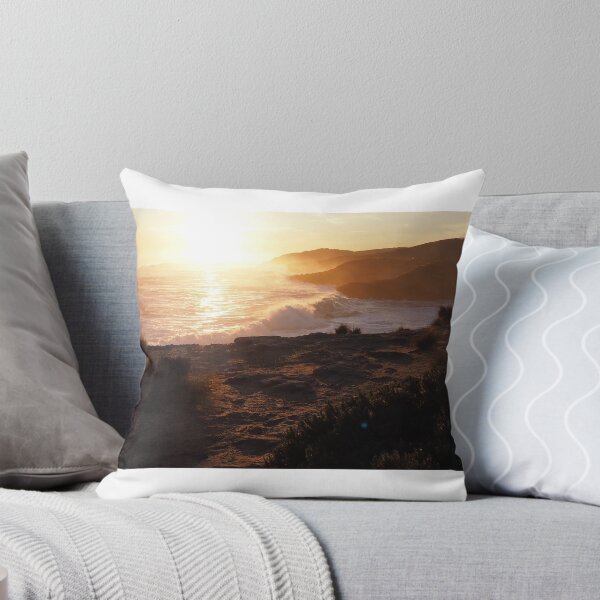 Aperçu de l'œuvre falaise au coucher du soleil créée et vendue par jayview.