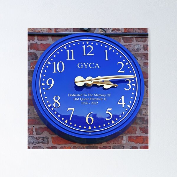 Grappenhall HM QEII clock