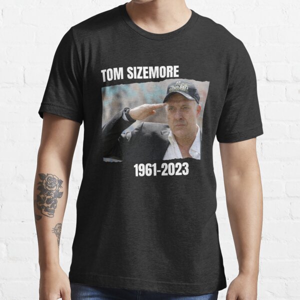 Tom Sizemore Black Essential T-Shirt | Redbubble