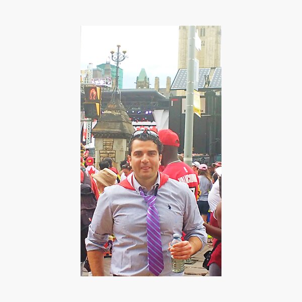Aperçu de l'œuvre Capitaine Canada à l'occasion de la fête du Canada. Acheter maintenant créée et vendue par Health And Fitness Posts e-Store.