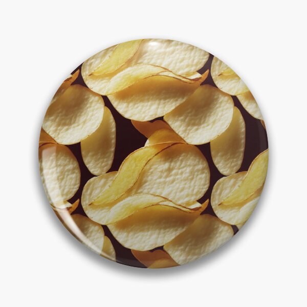 Artikelvorschau, Cute Repeating Potato Chips Pattern - Realistic Crisps Design entworfen und verkauft von Fine Prints.