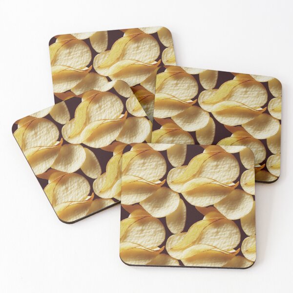 Artikelvorschau, Cute Repeating Potato Chips Pattern - Realistic Crisps Design entworfen und verkauft von Fine Prints.