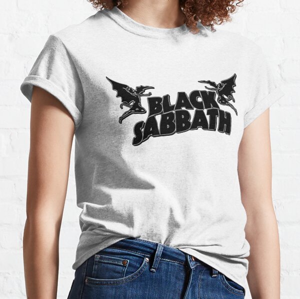memulai sebuah pekerjaan T-shirt classique