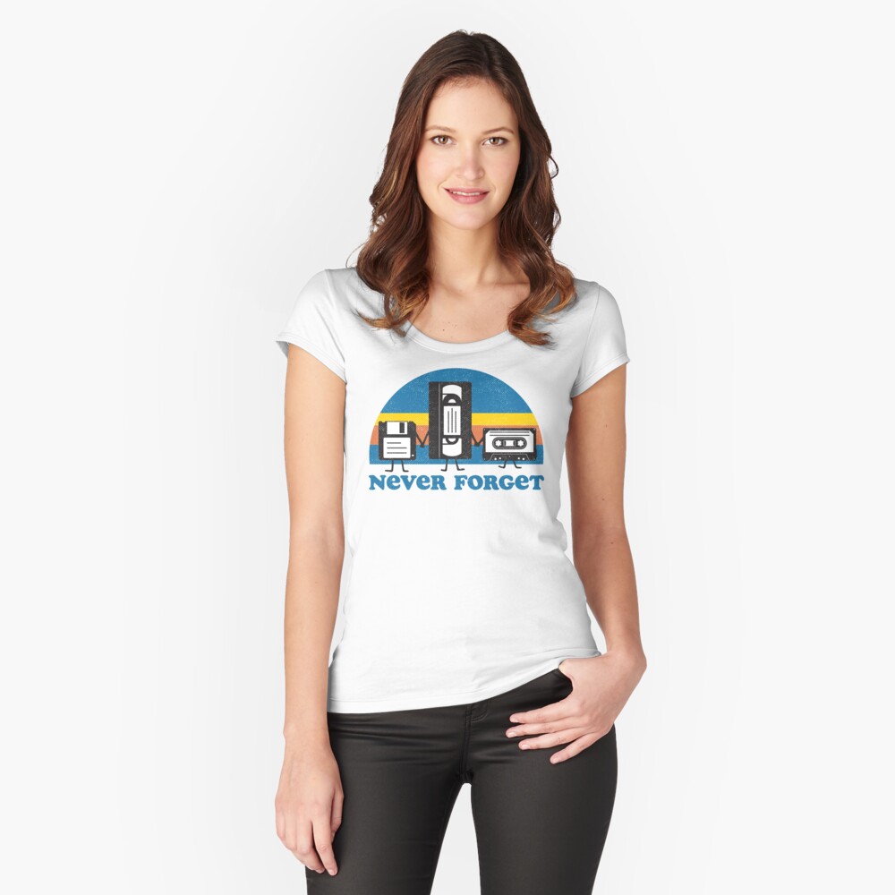 Artikel-Vorschau von Tailliertes Rundhals-Shirt, designt und verkauft von Tingsy.