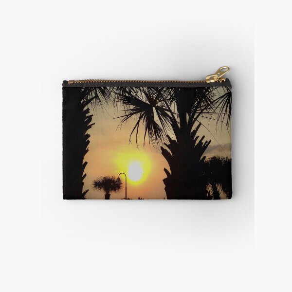 Aperçu de l'œuvre Palm Tree Sunrise créée et vendue par Craig Kauzmann.