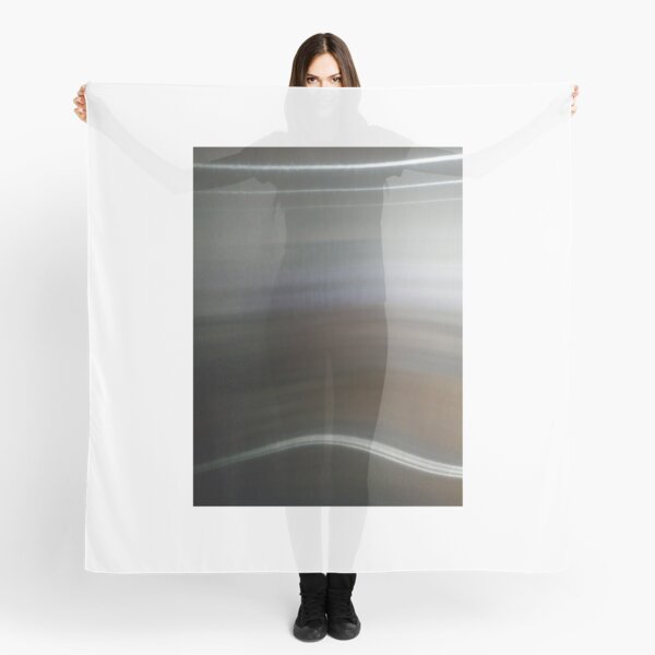 Surfaces Scarf