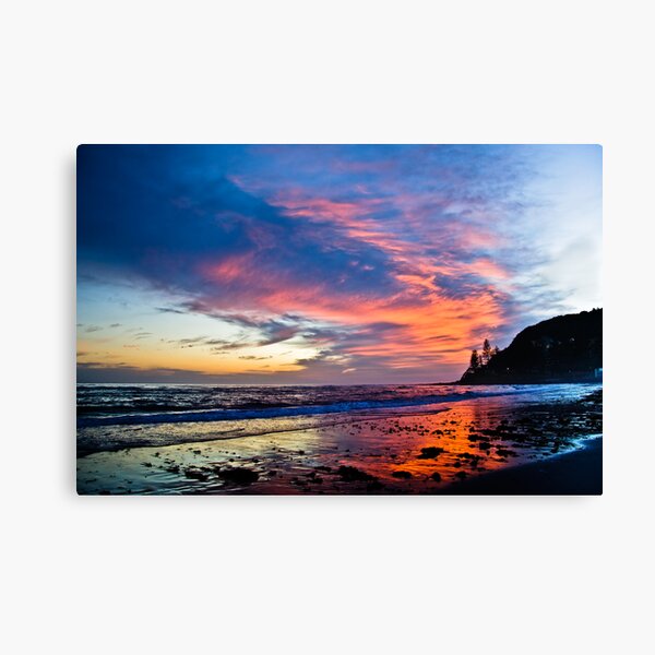 Fire In The Sky - Burleigh Heads Qld Canvas Print