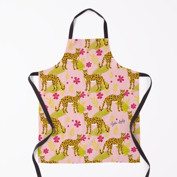 Aperçu de l'œuvre Standing jaguar Pattern yellow- pink background créée et vendue par Studio Lydia Lovely.