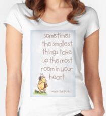Winnie the Pooh Women's Fitted Scoop T-Shirt