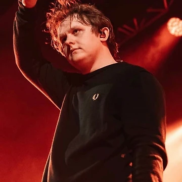 Artwork thumbnail, Lewis Capaldi by Rabiah00