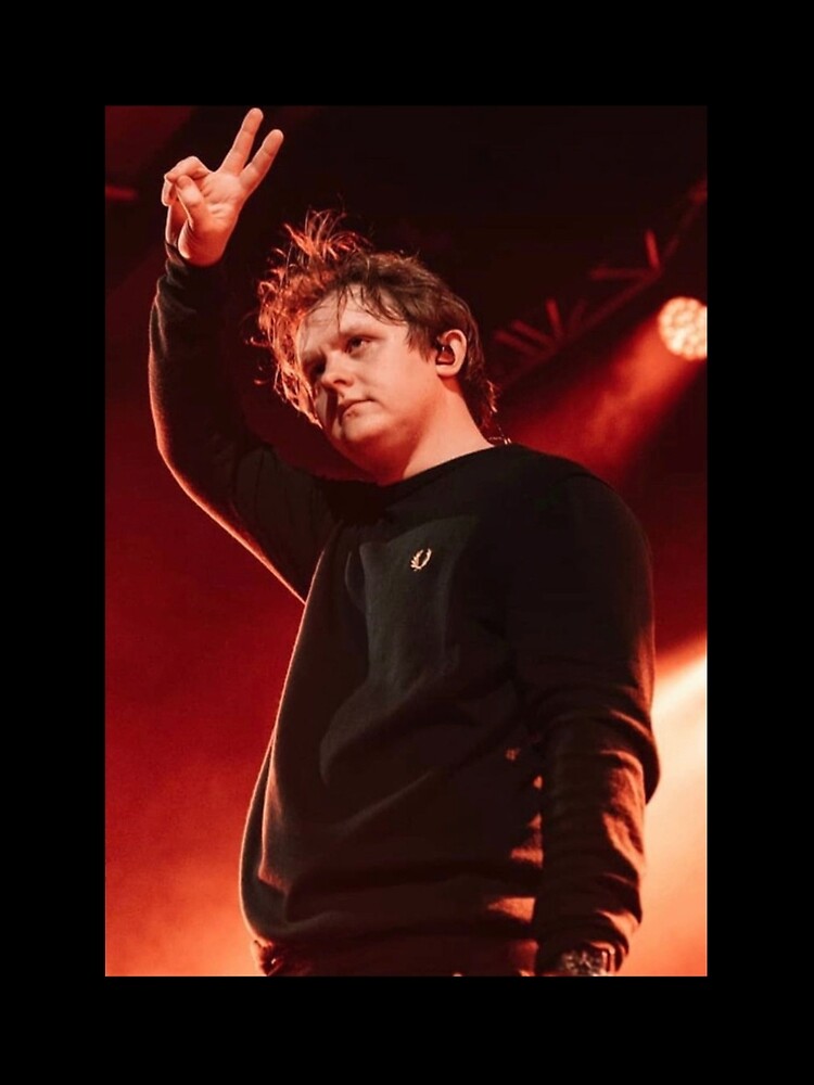 Aperçu 5 sur 5. Robe trapèze avec l'œuvre Lewis Capaldi créée et vendue par Rabiah00.